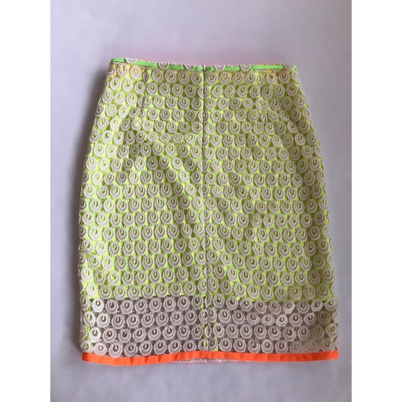 T Tahari Women’s Neon Trim Lace Eyelet Pencil Skirt Size 6 - Picture 4 of 7
